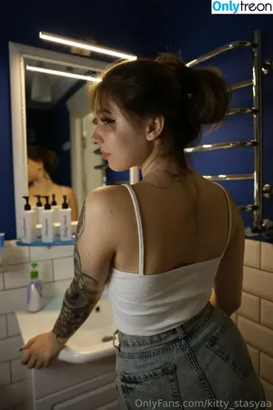 kitty_stasyaa / kitty.saiyan nude photo #0034
