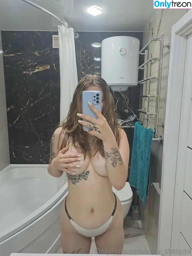 kitty_stasyaa nude photo #0015 (kitty.saiyan)