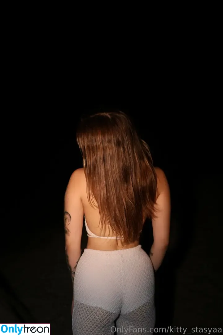 kitty_stasyaa nude photo #0027 (kitty.saiyan)