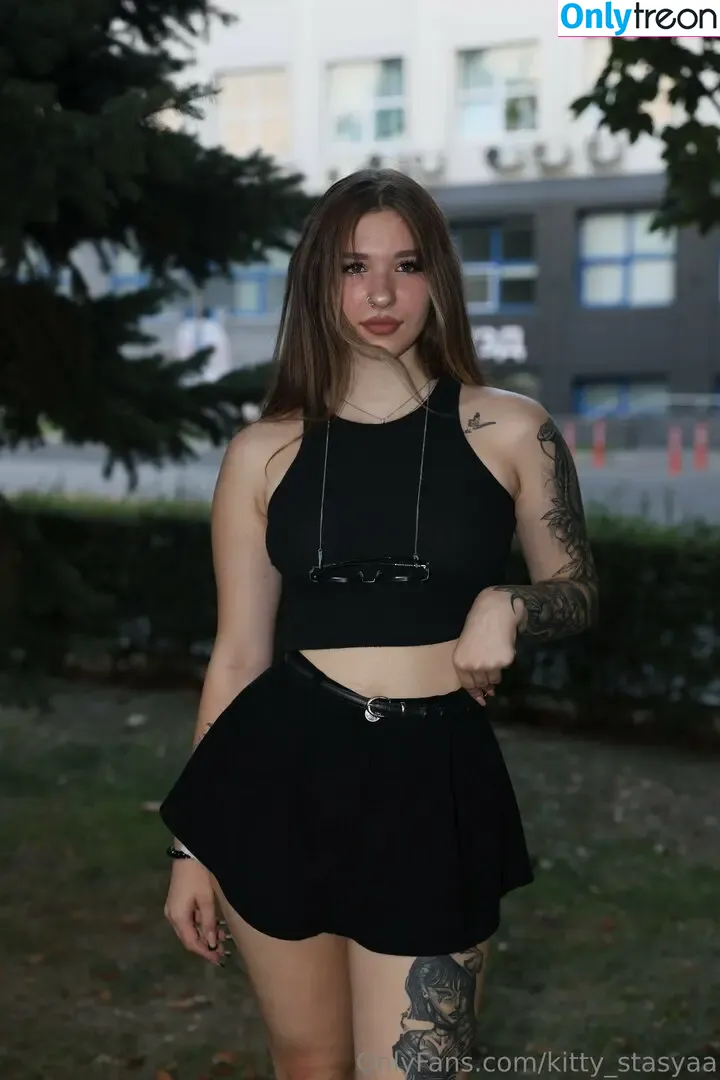 kitty_stasyaa nude photo #0029 (kitty.saiyan)