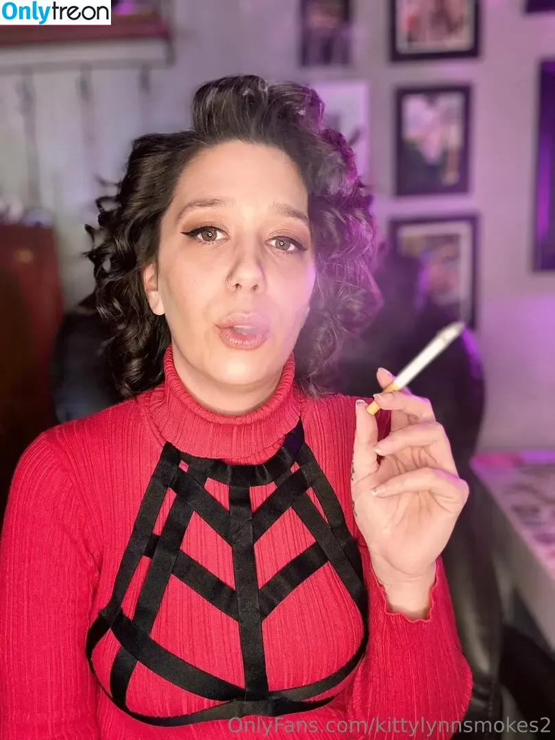 kittylynnsmokes2 nude photo #0052 (kittylynnsmokes2)