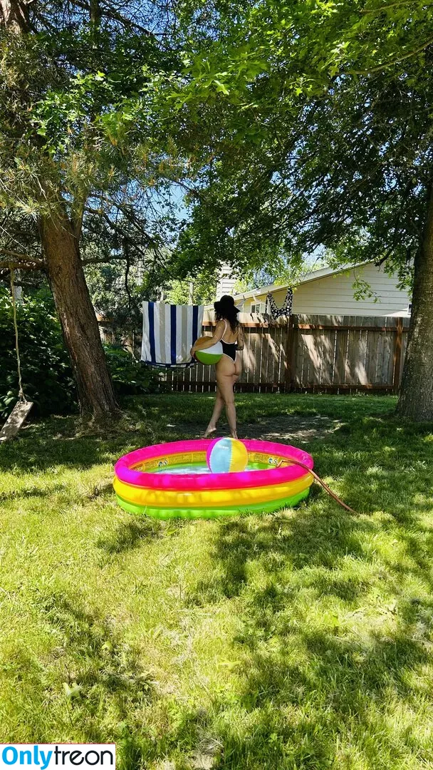 kittymekelsey nude photo #0081 (kittymekelseyyy)