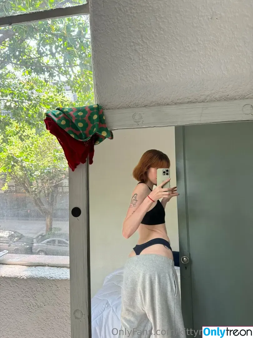 kittynippyhippie nude photo #0154 (littlenippyhippie)