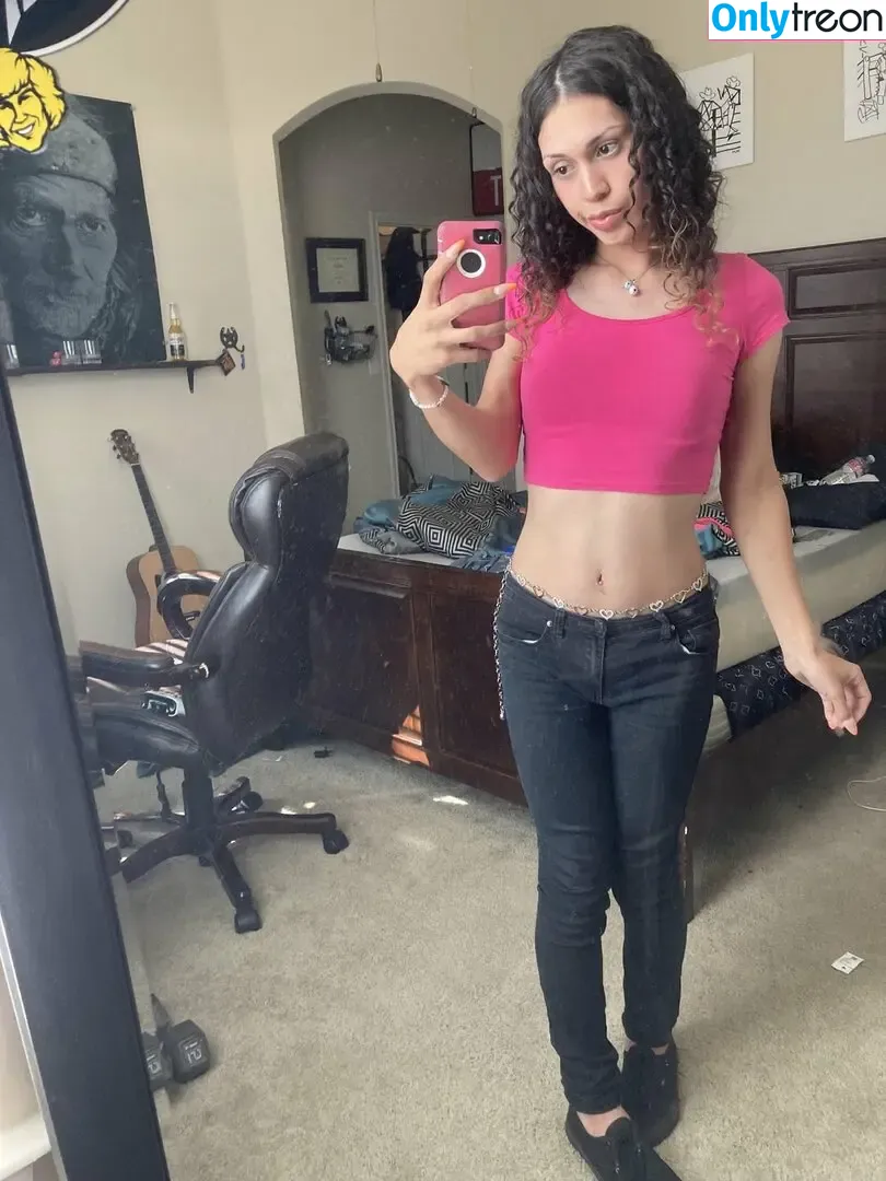 kittypiesss nude photo #0017 (Kitty)
