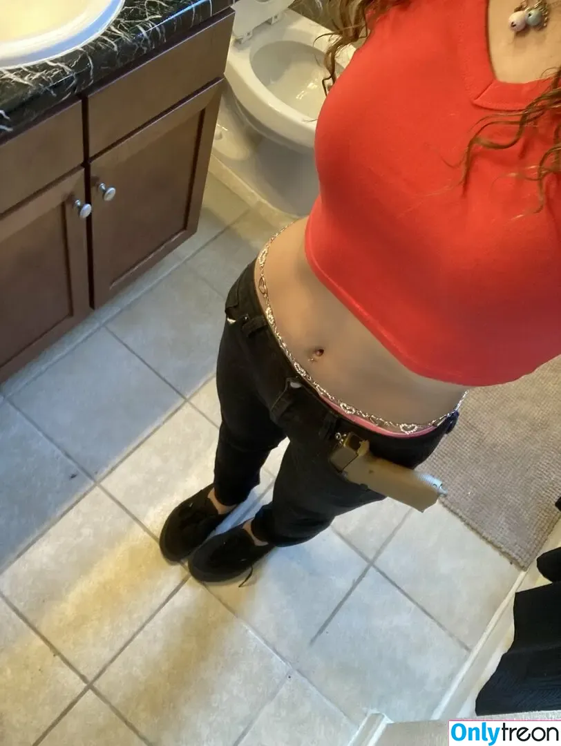 kittypiesss nude photo #0019 (Kitty)
