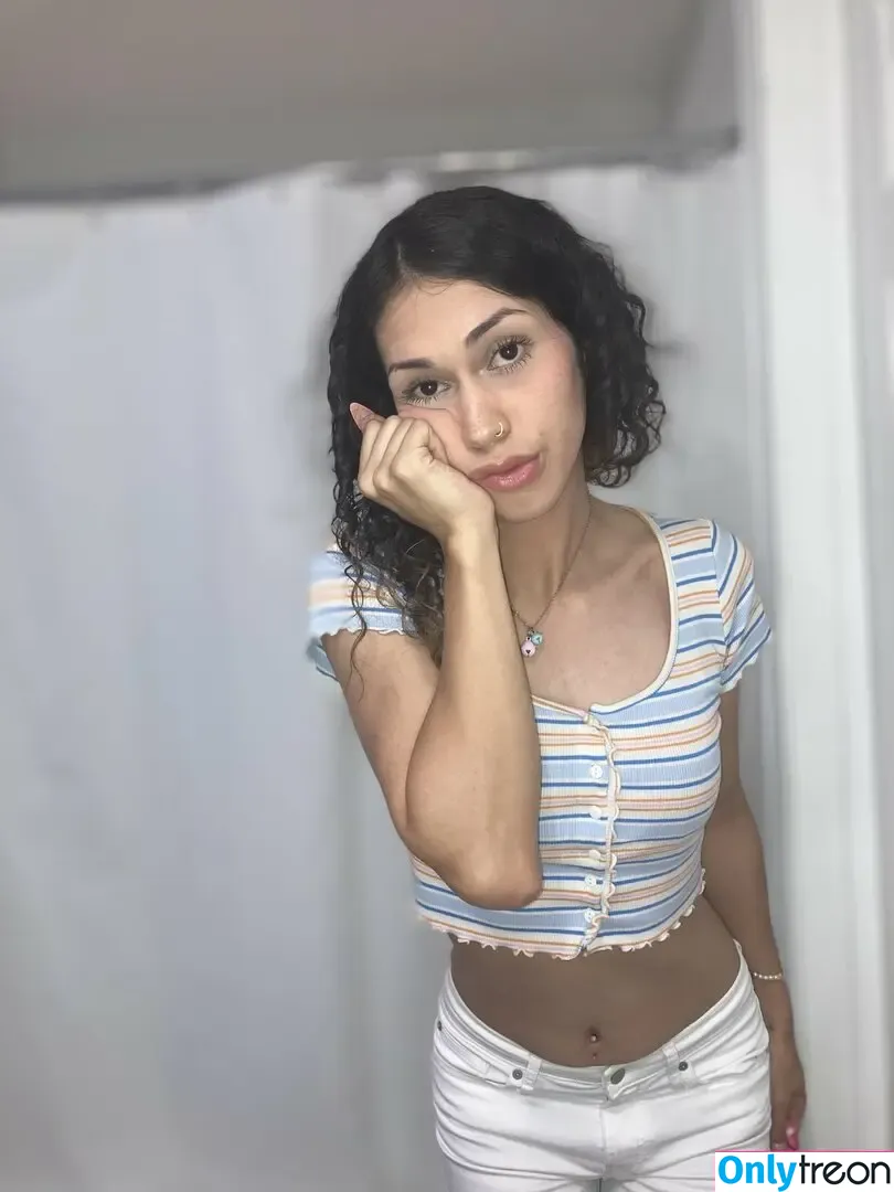 kittypiesss nude photo #0037 (Kitty)