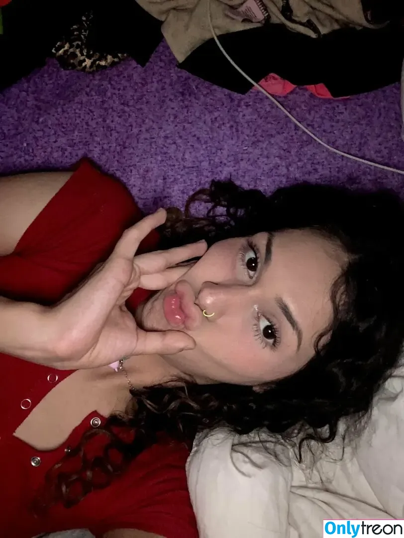 kittypiesss nude photo #0040 (Kitty)