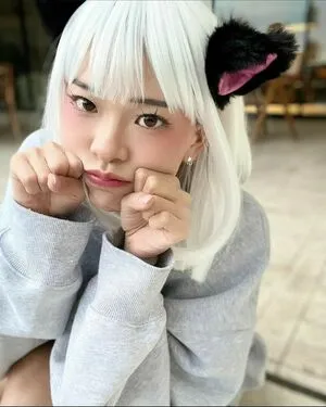 Kkatamina / Miyoung nude photo #0050
