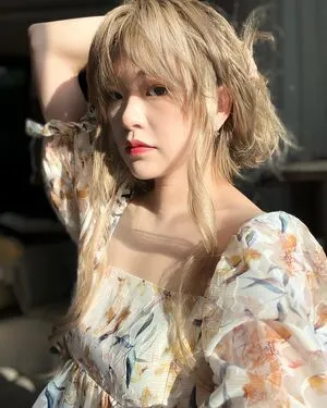 Kkatamina / Miyoung nude photo #0087