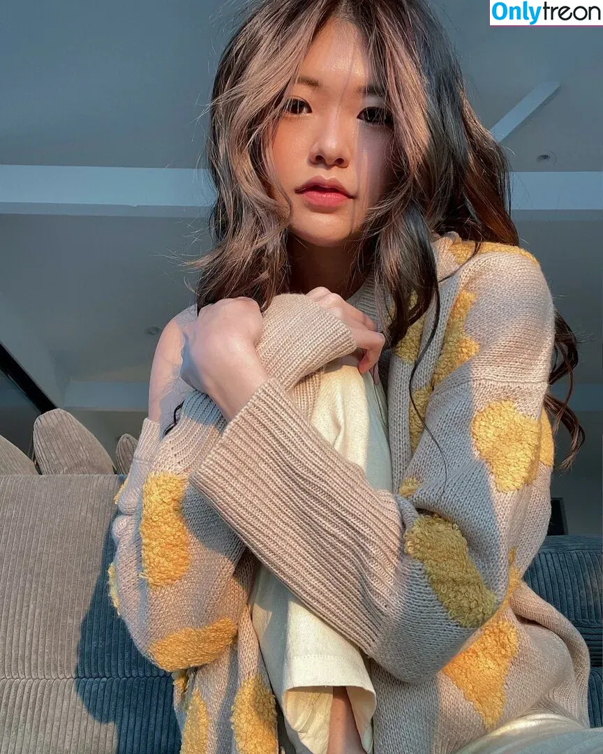 Kkatamina nude photo #0033 (Miyoung)