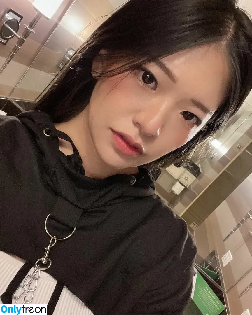 Kkatamina nude photo #0145 (Miyoung)