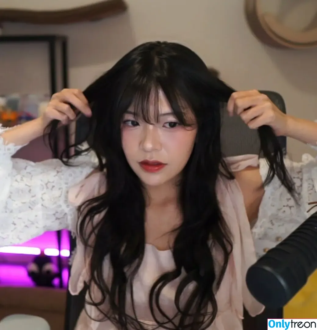 Kkatamina nude photo #0393 (Miyoung)