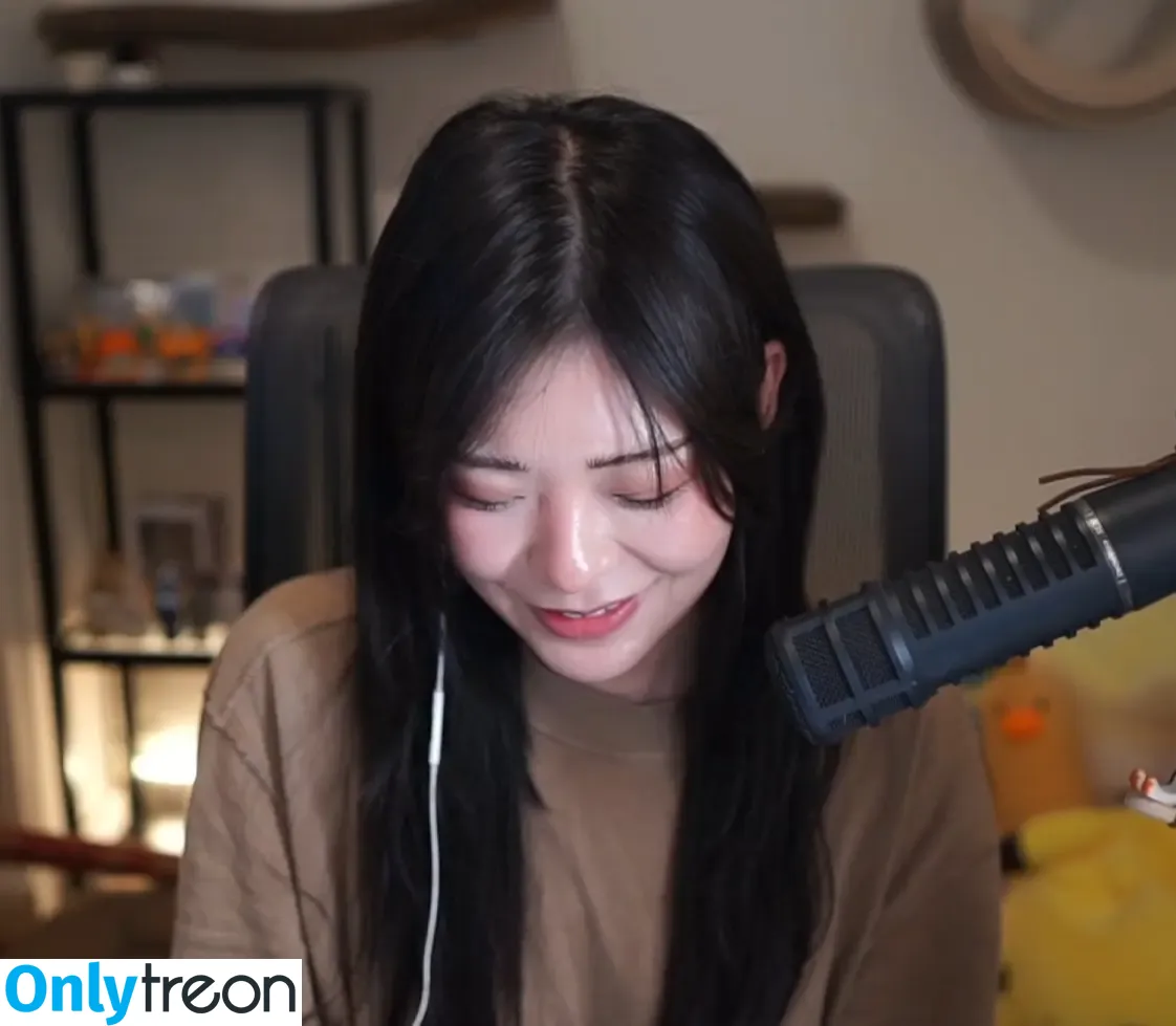 Kkatamina nude photo #0399 (Miyoung)