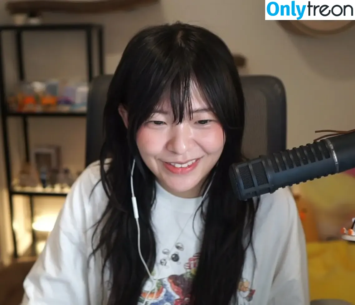 Kkatamina nude photo #0401 (Miyoung)