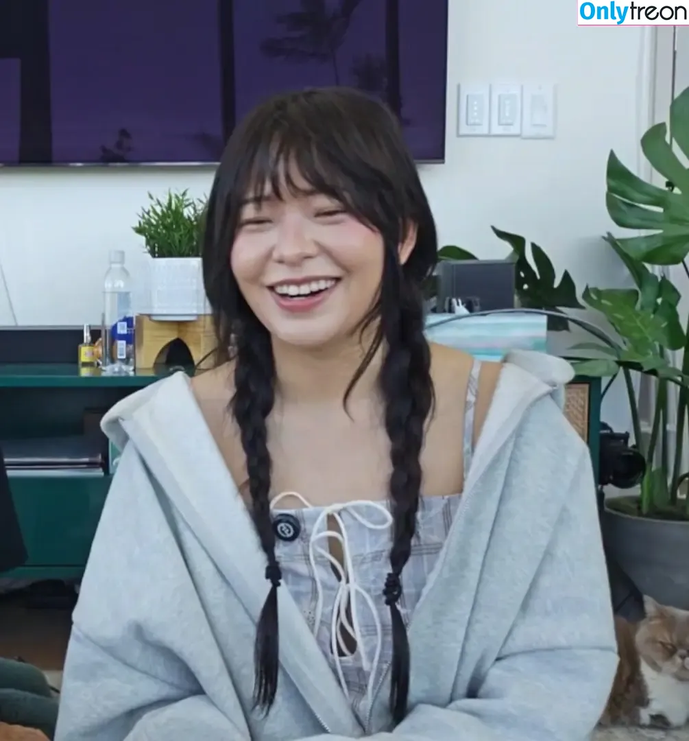 Kkatamina nude photo #0406 (Miyoung)