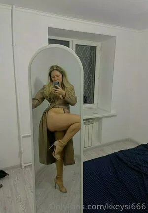 kkeysi666 / kchuk666 nude photo #0027