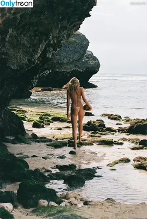 Klara Hellqvist / klarahellqvist nude photo #0222
