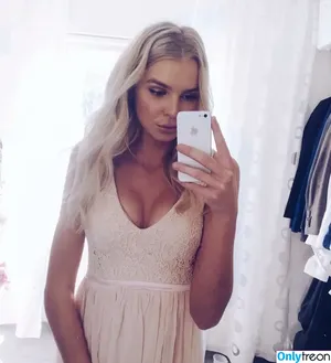 Klarahellqvistt / klarahellqvist nude photo #0358