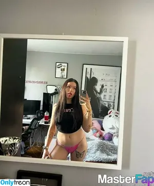  nude photo #0001