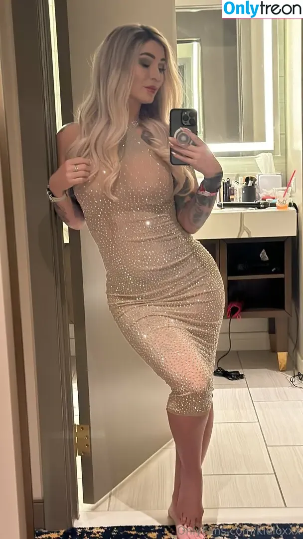 Kleio Valentien nude photo #0008 (KleioValentien)