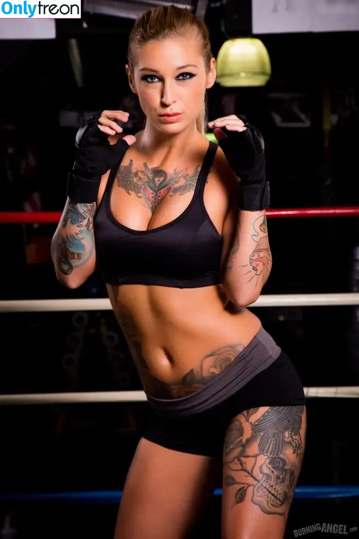 Kleio Valentien nude photo #0202 (KleioValentien)