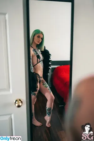 Klenann / Klensuicide nude photo #0007