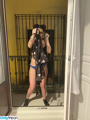 kleopwtrx / imkkleeo nude photo #0070