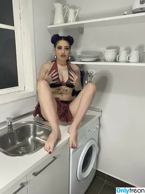 kleopwtrx / imkkleeo nude photo #0100