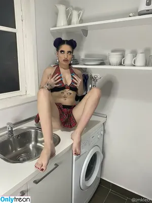 kleopwtrx / imkkleeo nude photo #0103