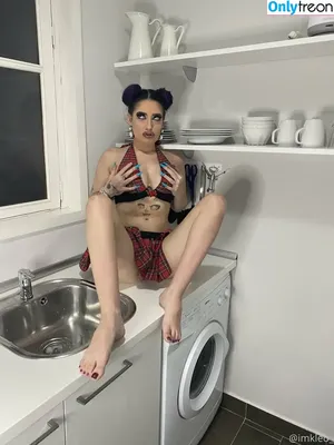 kleopwtrx / imkkleeo nude photo #0104