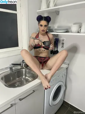 kleopwtrx / imkkleeo nude photo #0114