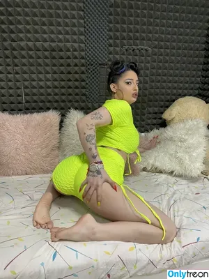 kleopwtrx / imkkleeo nude photo #0456