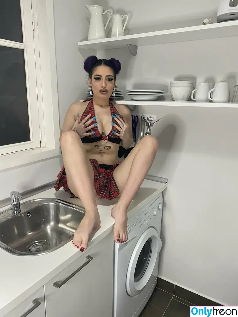 kleopwtrx nude photo #0100 (imkkleeo)
