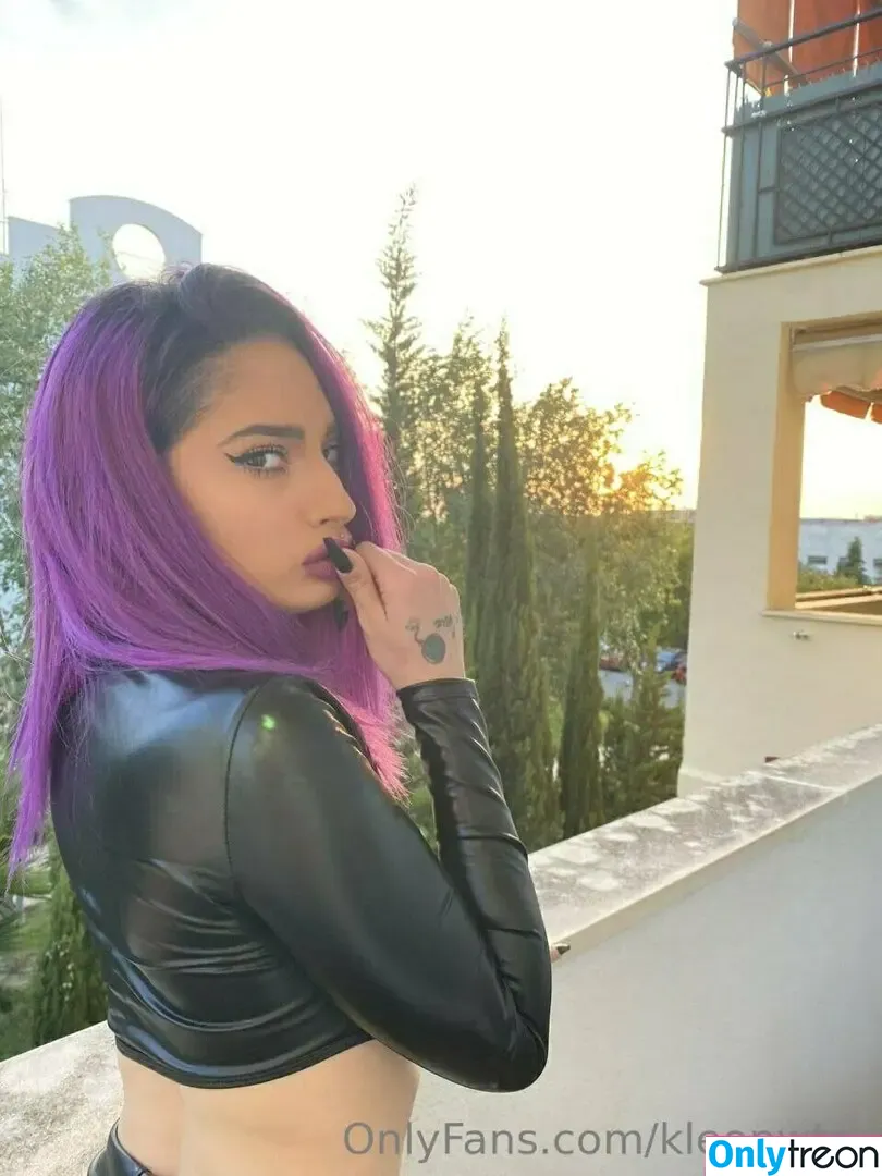 kleopwtrx nude photo #1077 (imkkleeo)