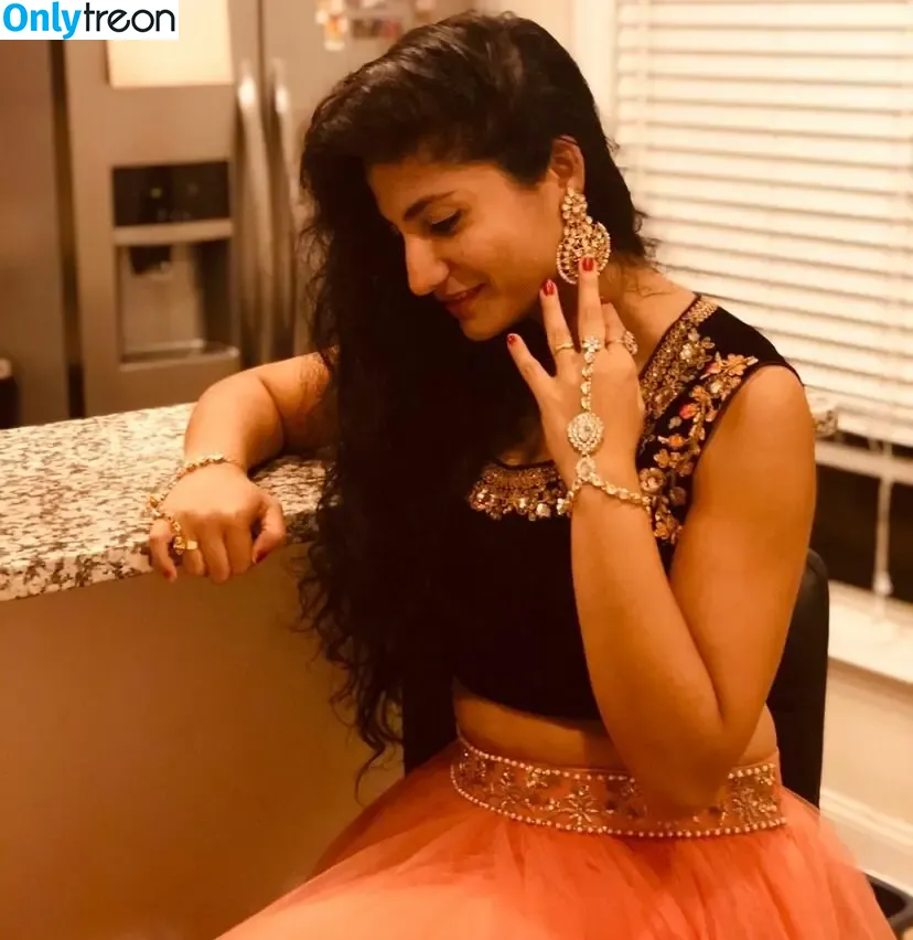 Komal Bhagat nude photo #0003 (stylistakammy)