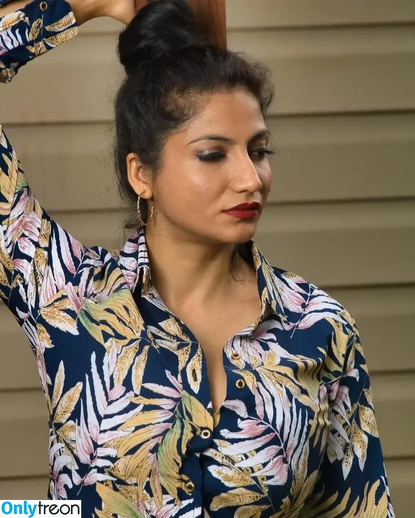 Komal Bhagat nude photo #0043 (stylistakammy)