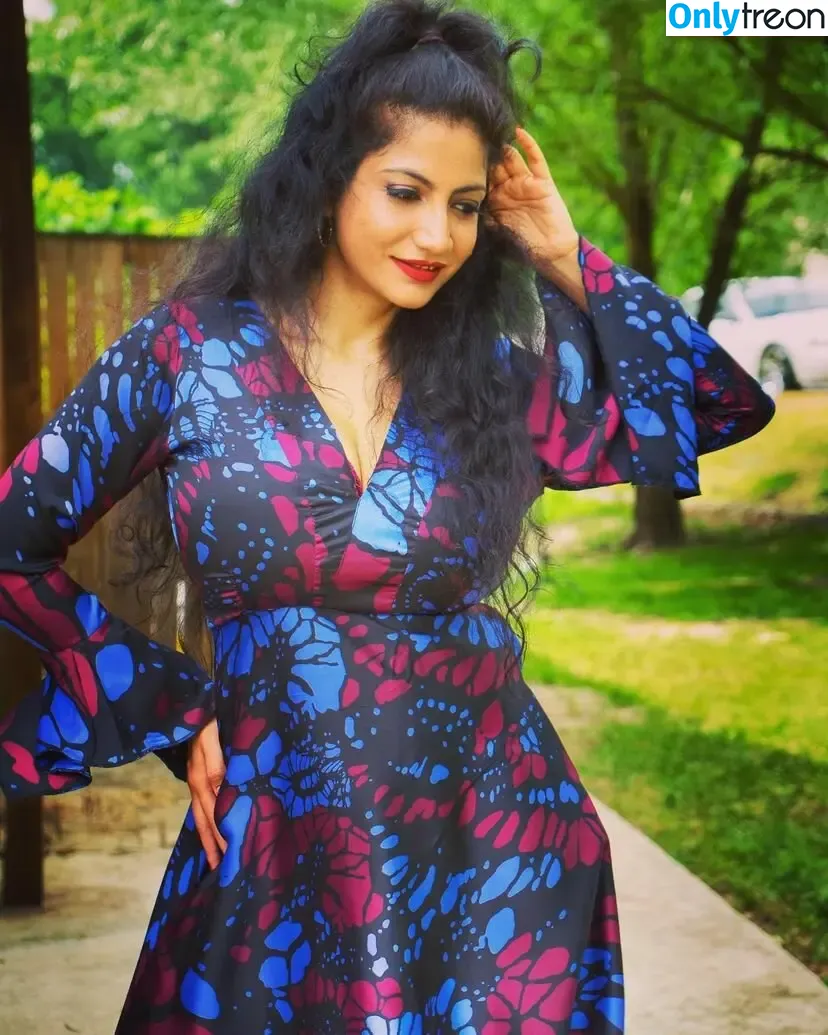 Komal Bhagat nude photo #0047 (stylistakammy)