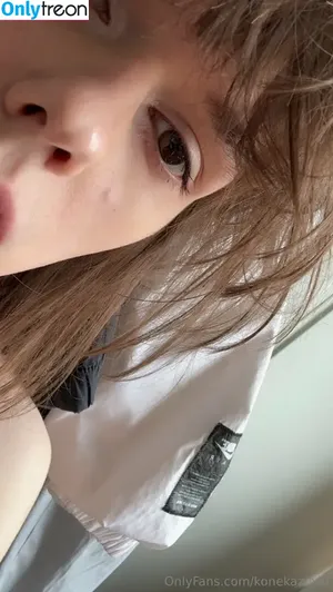 Konekazuwu / konekazuru nude photo #0043