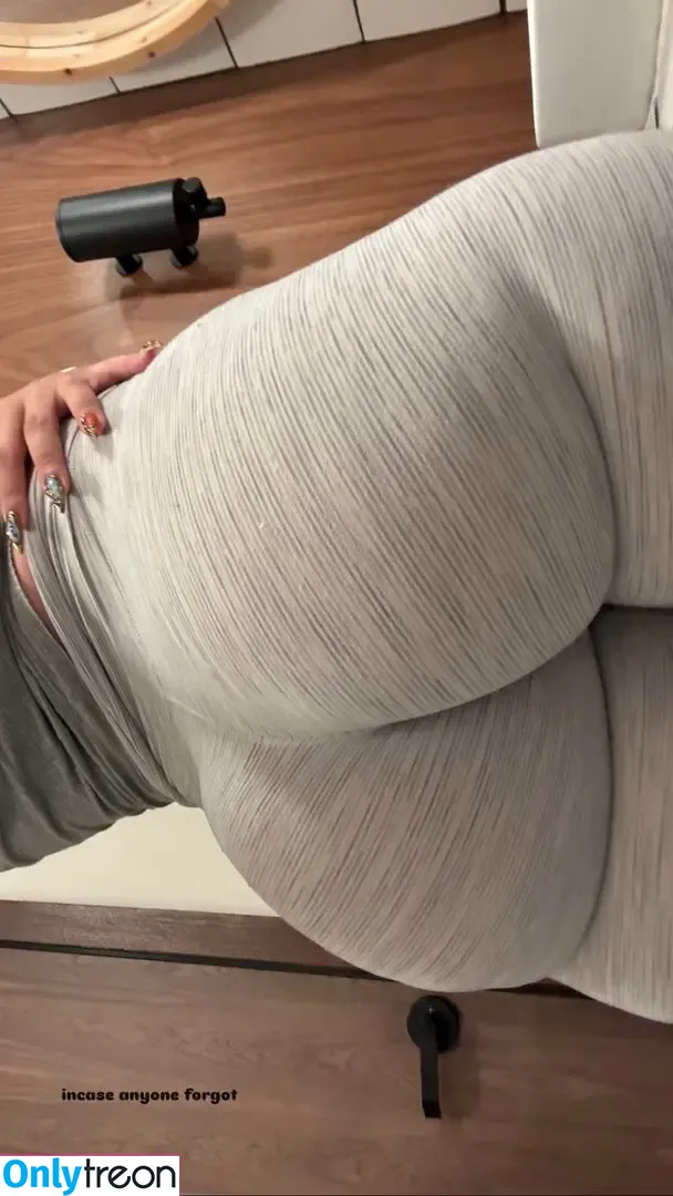 Kori Robinson nude photo #0098 (Kokotatum / korirobinsonn)