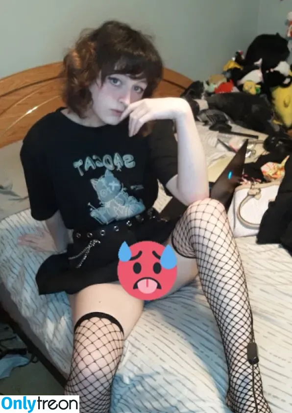 korvid_snd nude photo #0018 (Raven / itsravenhunty_)