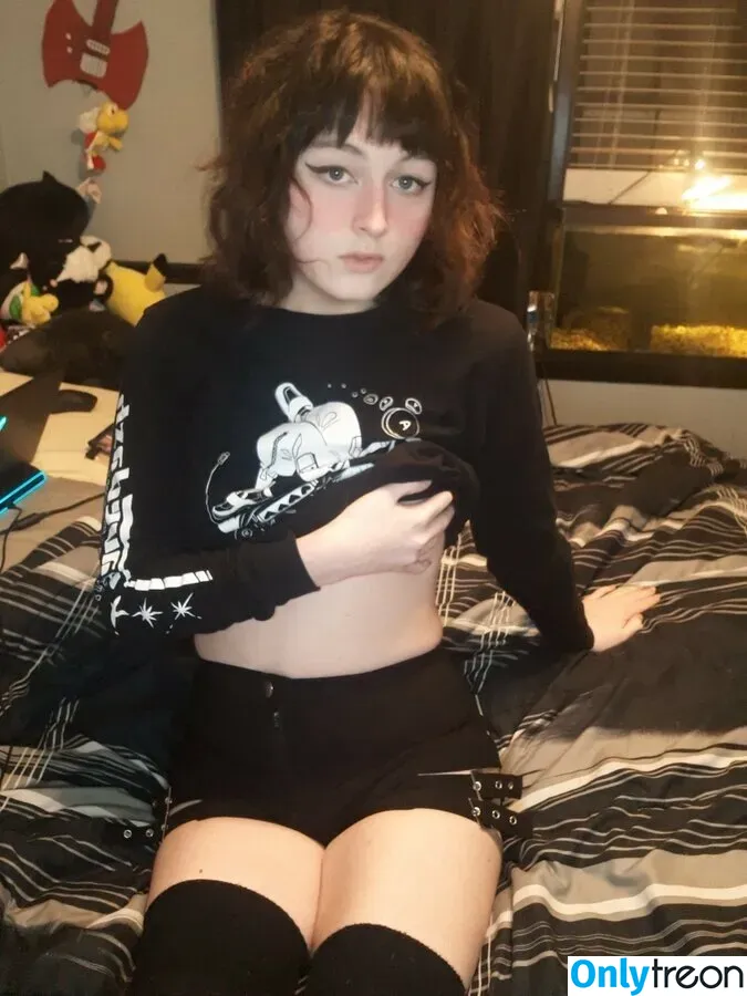 korvid_snd nude photo #0031 (Raven / itsravenhunty_)
