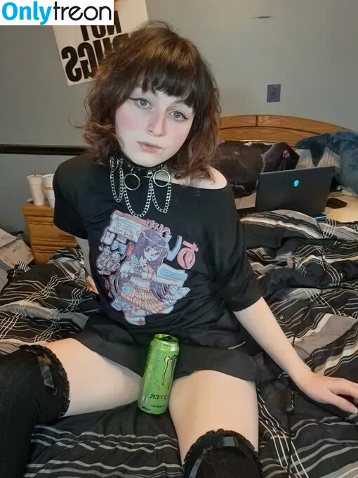 korvid_snd nude photo #0046 (Raven / itsravenhunty_)