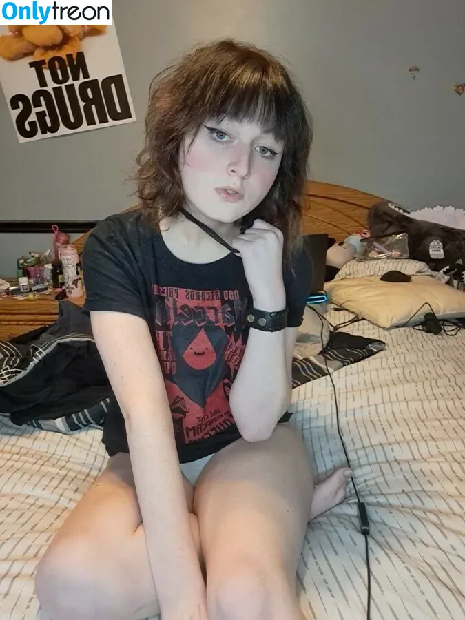 korvid_snd nude photo #0056 (Raven / itsravenhunty_)