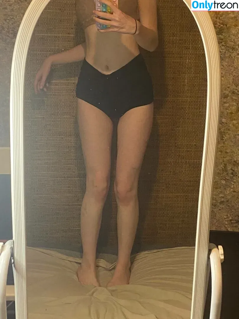 kosha1ne nude photo #0210 (koshainee)
