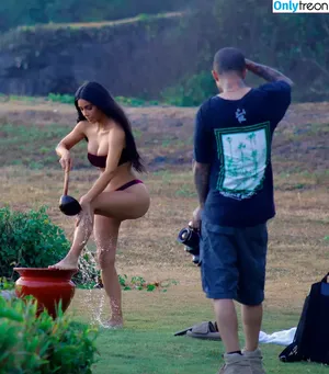 Kourtney Kardashian / kourtney_kardashian / kourtneykardash nude photo #1577