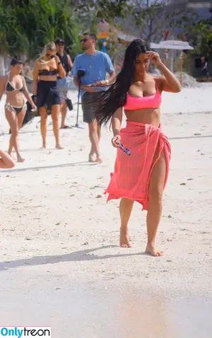 Kourtney Kardashian / kourtney_kardashian / kourtneykardash nude photo #1585