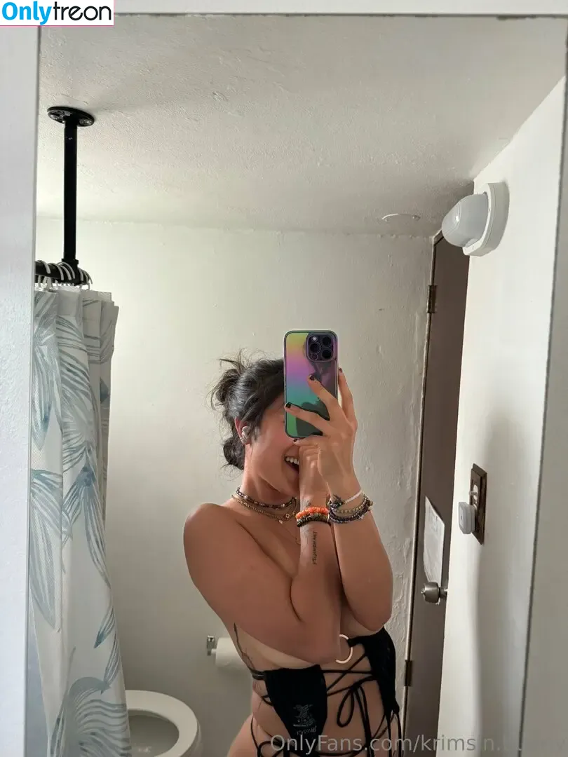 krimsin.bunny nude photo #0003 (crimsonbunnyart)