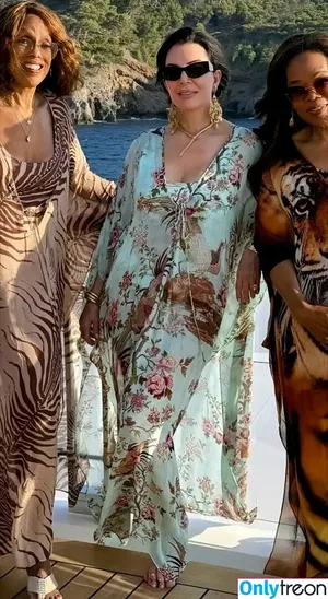 Kris Jenner / krisjenner nude photo #0064