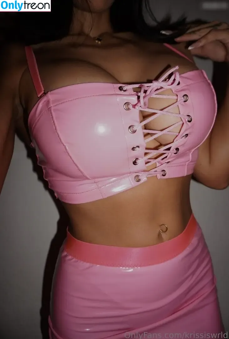 Krissiswrld nude photo #0060 (Krissiswrld)
