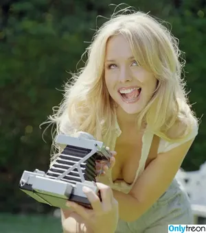 Kristen Bell / WWYTWrestling / kristenanniebell nude photo #0401
